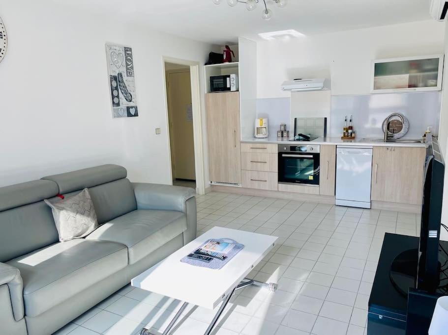 "Beausoleil" T2 Lumineux, Parking, Clim, Wifi Apartment Sete Luaran gambar